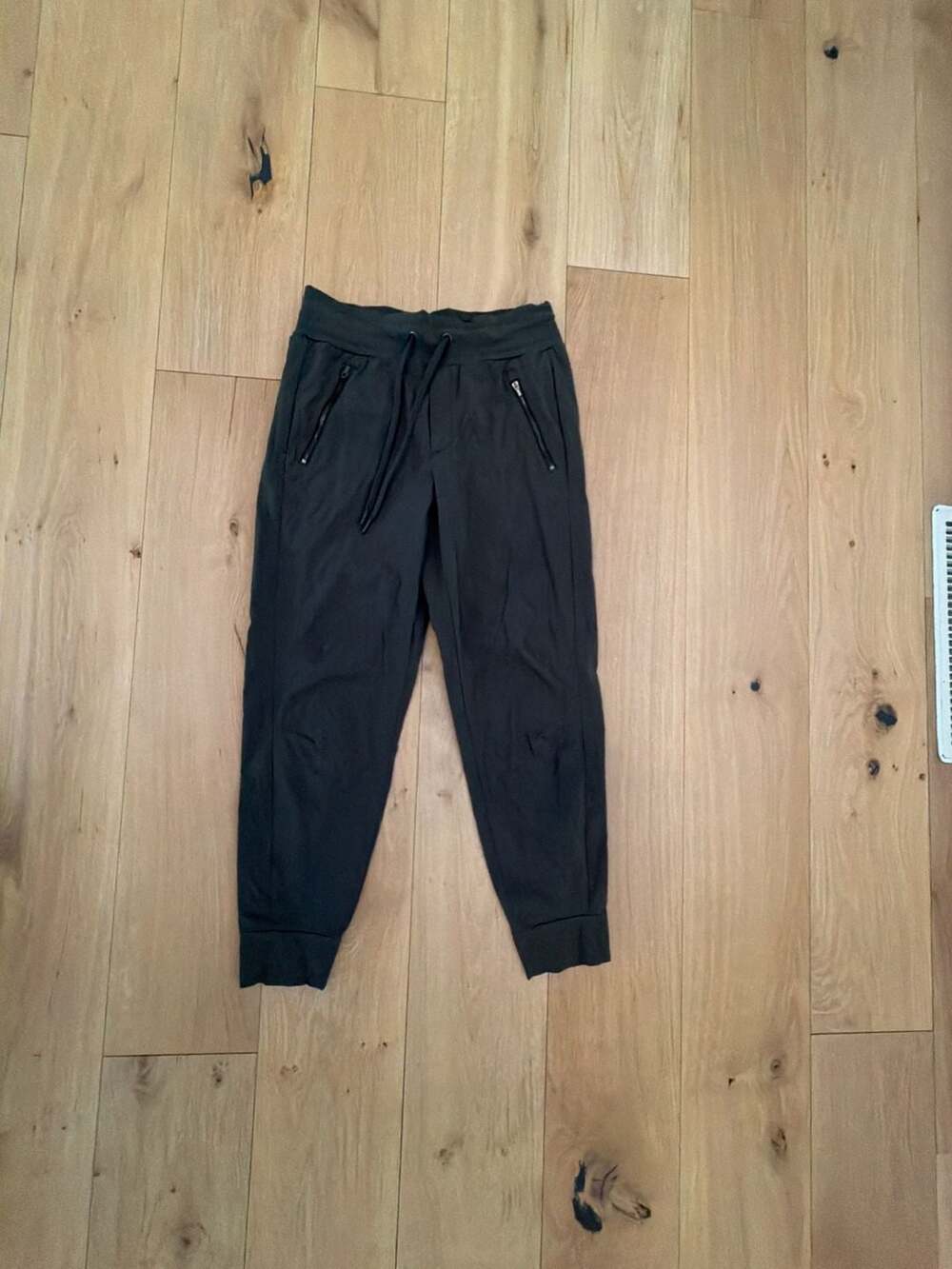 Athleta Trekkie North Jogger Size 4